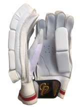 Lightweight and comfortable gloves with increased shock absorption